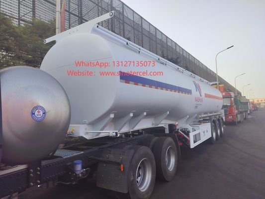 3Axles ホワイト オイルタンク 45CBM 負荷容量を持つ半トレーラー